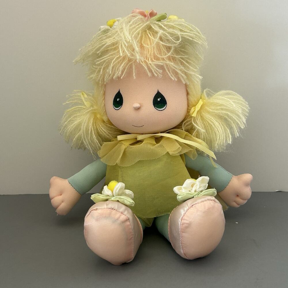 1988 Precious Moments Doll Of The Month Daisy Second Edition Vintage